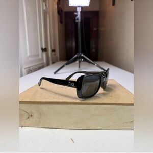 Vintage Y2K Dolce&Gabbana
Sunglasses